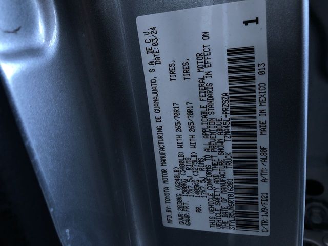 Thumbnail: 2024 Toyota Tacoma - 18