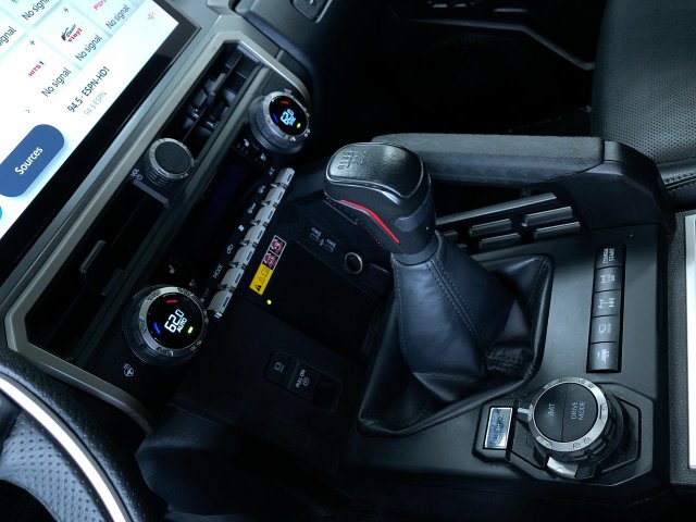 Thumbnail: 2025 Toyota Tacoma - 25