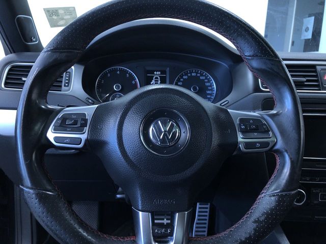 Thumbnail: 2012 Volkswagen Jetta - 13