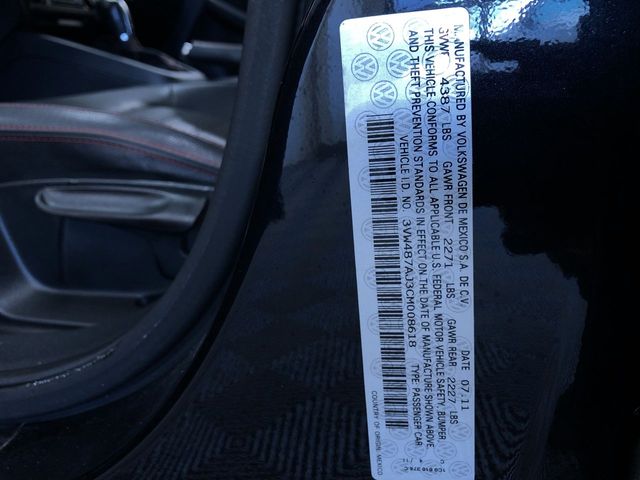 Thumbnail: 2012 Volkswagen Jetta - 17