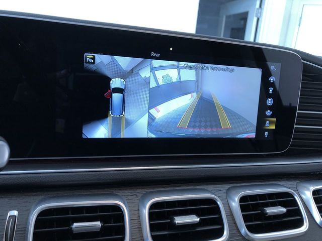 Thumbnail: 2021 Mercedes-Benz GLS - 32
