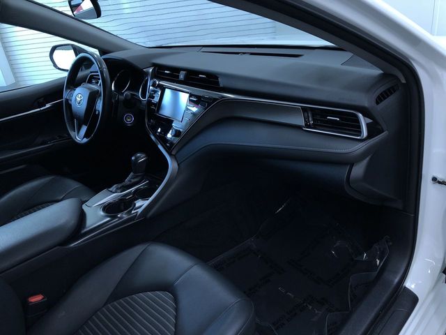 Thumbnail: 2019 Toyota Camry - 12