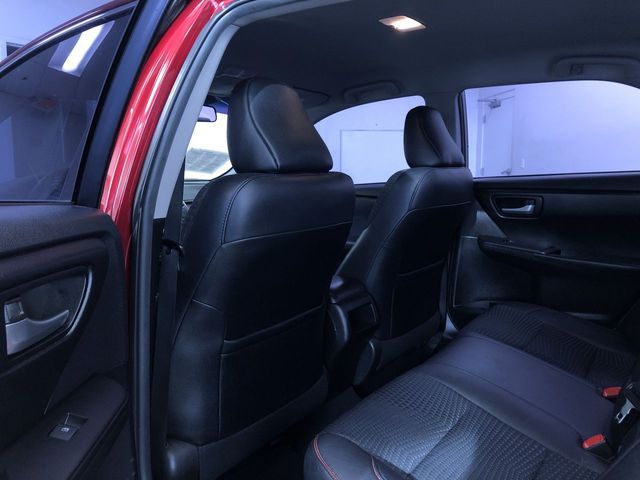 Thumbnail: 2015 Toyota Camry - 11