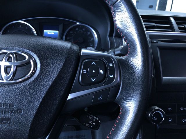 Thumbnail: 2015 Toyota Camry - 30