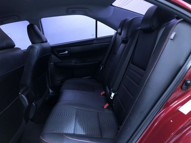 Thumbnail: 2015 Toyota Camry - 25