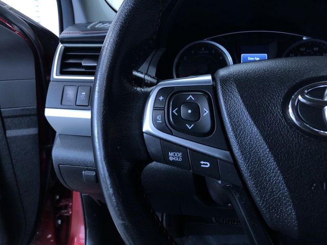 Thumbnail: 2015 Toyota Camry - 29