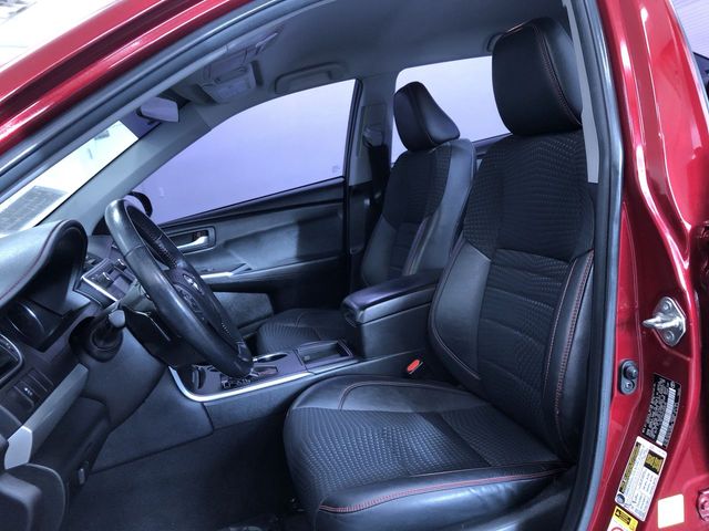 Thumbnail: 2015 Toyota Camry - 10