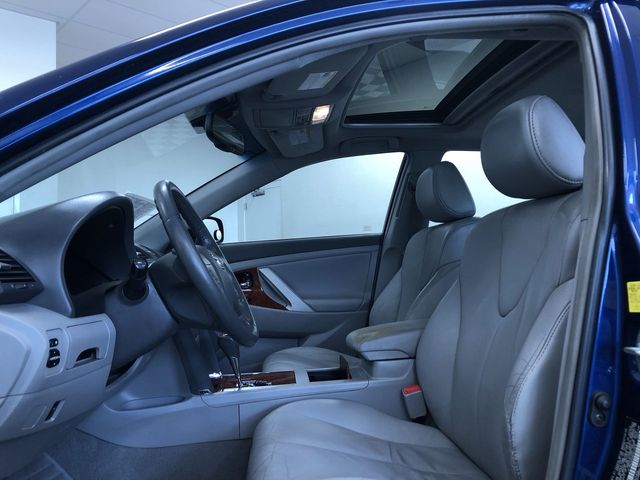 Thumbnail: 2011 Toyota Camry - 8