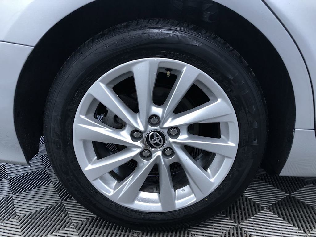 2024 Toyota Camry LE 8