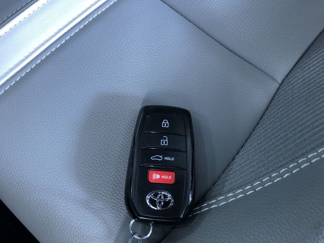 Thumbnail: 2025 Toyota Camry - 18