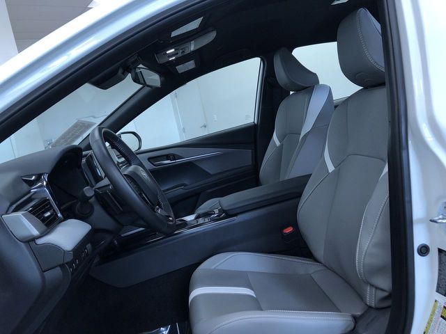 Thumbnail: 2025 Toyota Camry - 10