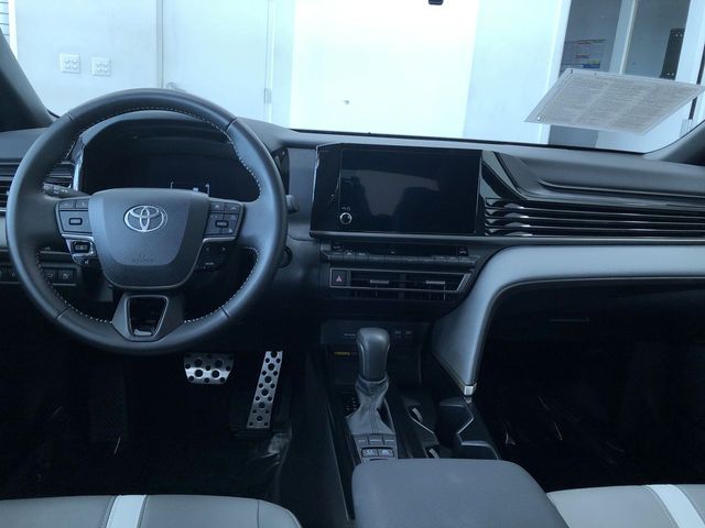 Thumbnail: 2025 Toyota Camry - 9