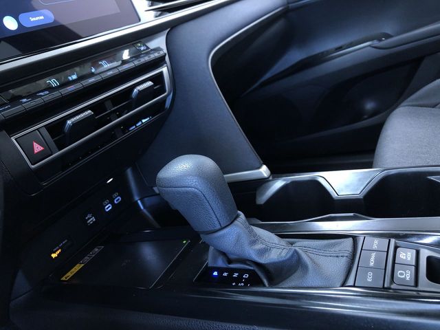 Thumbnail: 2026 Toyota Camry - 16
