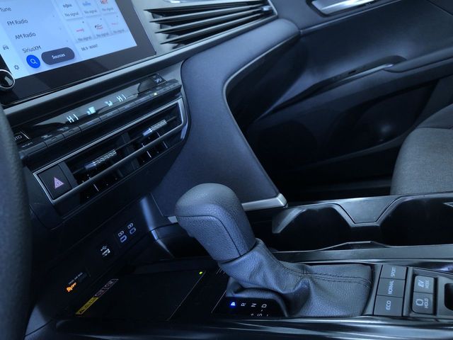 Thumbnail: 2025 Toyota Camry - 14