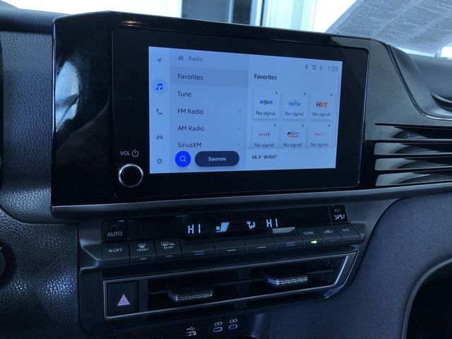 Thumbnail: 2025 Toyota Camry - 31