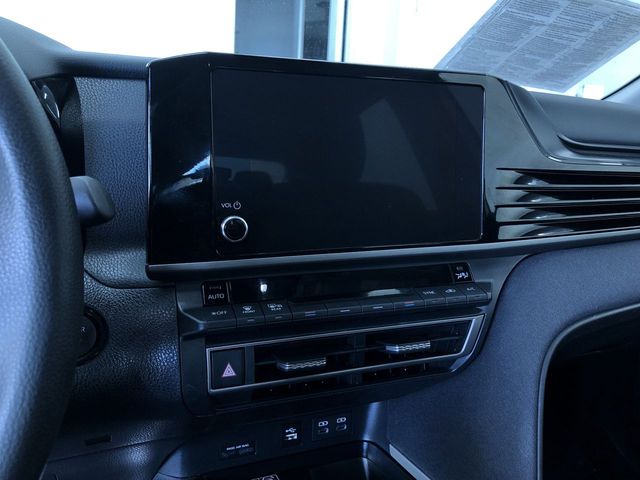 Thumbnail: 2025 Toyota Camry - 13