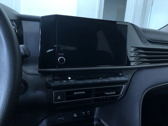 Thumbnail: 2025 Toyota Camry - 13