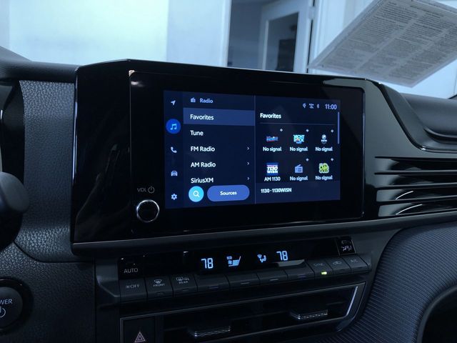 Thumbnail: 2026 Toyota Camry - 31