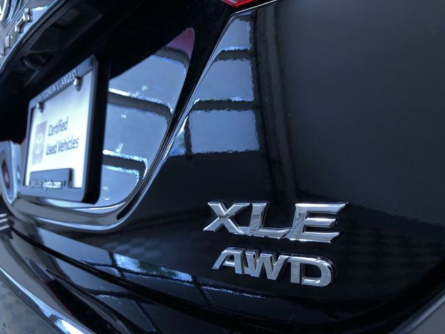 Thumbnail: 2023 Toyota Camry - 18