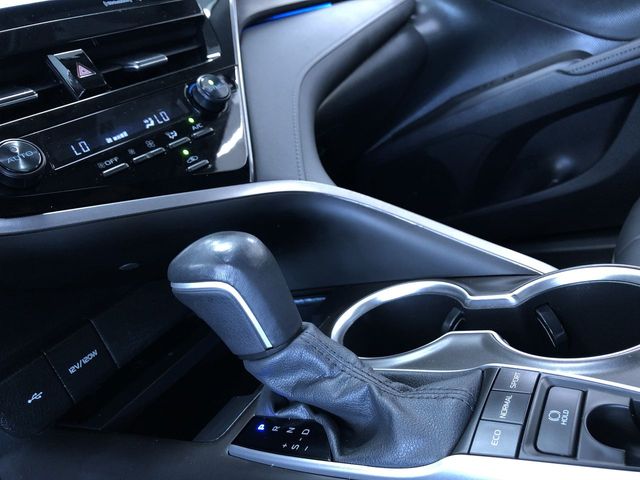 Thumbnail: 2023 Toyota Camry - 16