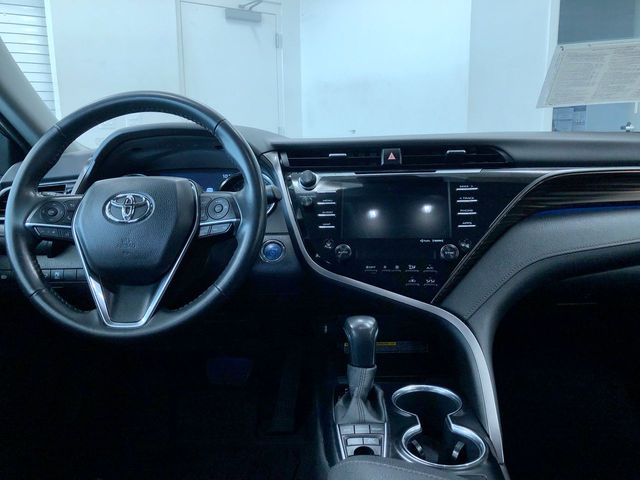 Thumbnail: 2020 Toyota Camry - 9
