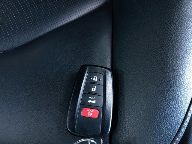 Thumbnail: 2020 Toyota Camry - 18