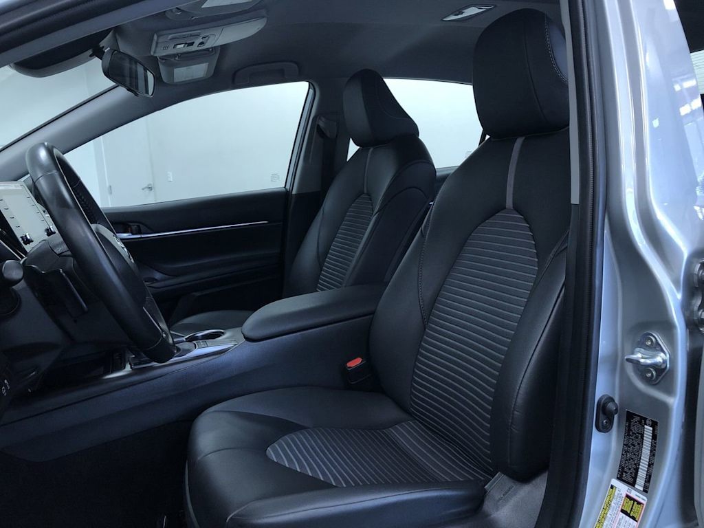 2024 Toyota Camry SE 10