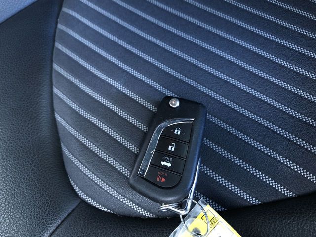 Thumbnail: 2024 Toyota Camry - 16