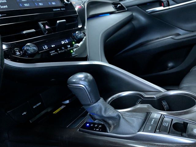 Thumbnail: 2022 Toyota Camry - 15