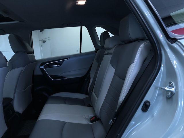 Thumbnail: 2021 Toyota RAV4 - 27