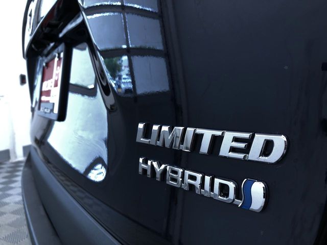 Thumbnail: 2023 Toyota RAV4 - 7