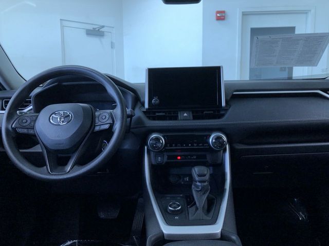 Thumbnail: 2025 Toyota RAV4 - 2
