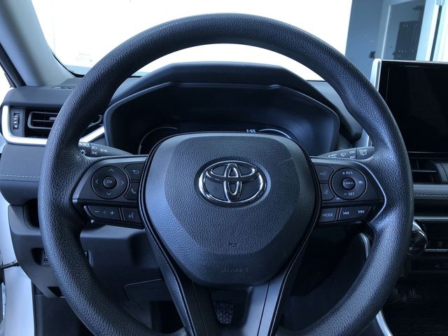 Thumbnail: 2025 Toyota RAV4 - 14