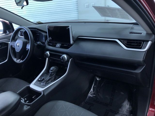 Thumbnail: 2024 Toyota RAV4 - 9