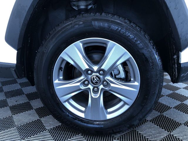Thumbnail: 2025 Toyota RAV4 - 8