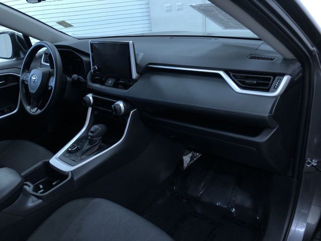 Thumbnail: 2025 Toyota RAV4 - 13