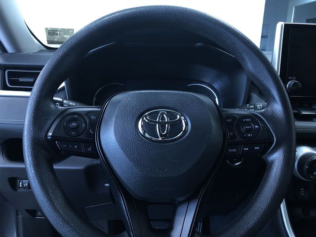 Thumbnail: 2025 Toyota RAV4 - 12