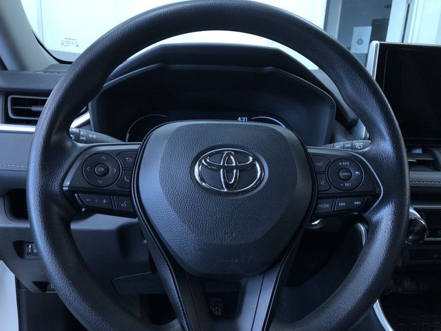 Thumbnail: 2025 Toyota RAV4 - 14