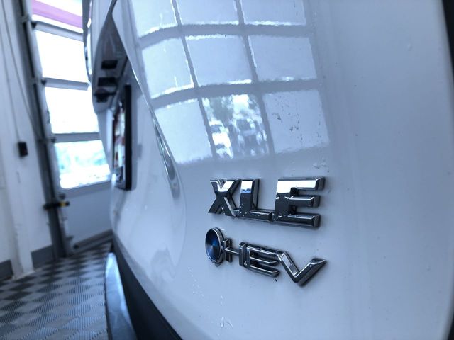 Thumbnail: 2025 Toyota RAV4 - 28