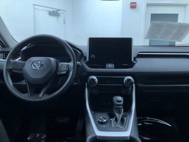 Thumbnail: 2025 Toyota RAV4 - 2
