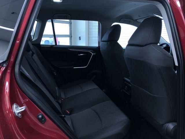 Thumbnail: 2025 Toyota RAV4 - 29