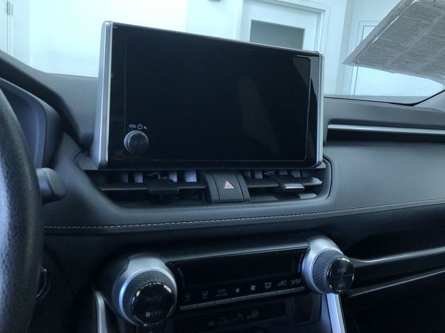 Thumbnail: 2024 Toyota RAV4 - 12