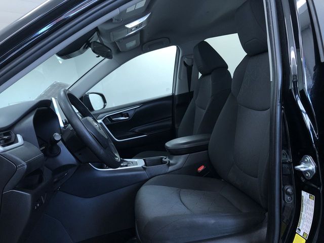 Thumbnail: 2024 Toyota RAV4 - 9