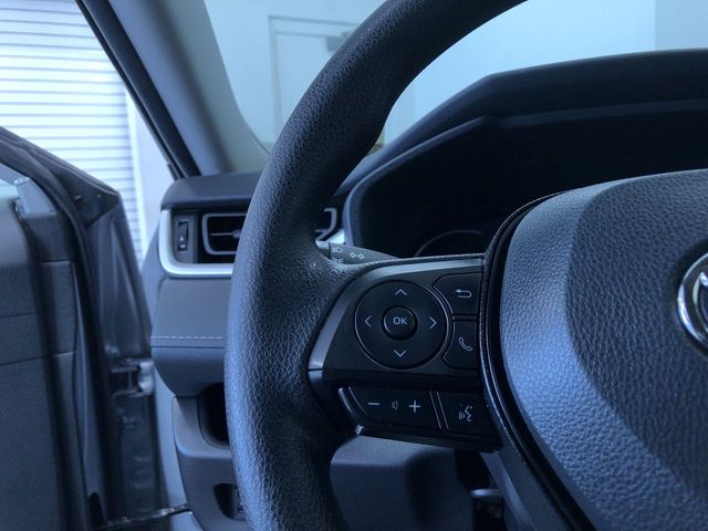 Thumbnail: 2025 Toyota RAV4 - 31