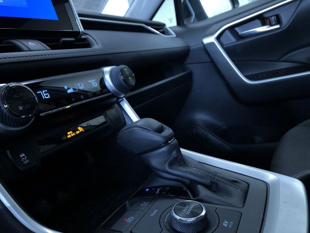 Thumbnail: 2025 Toyota RAV4 - 16