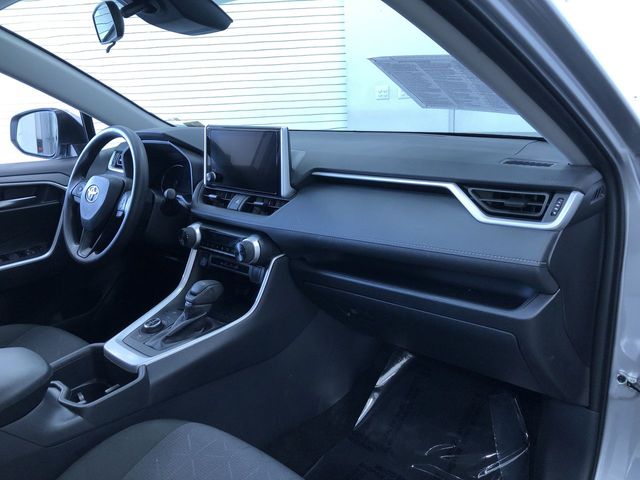 Thumbnail: 2025 Toyota RAV4 - 13