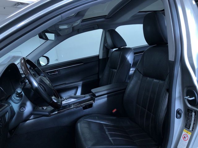 Thumbnail: 2018 Lexus ES - 11