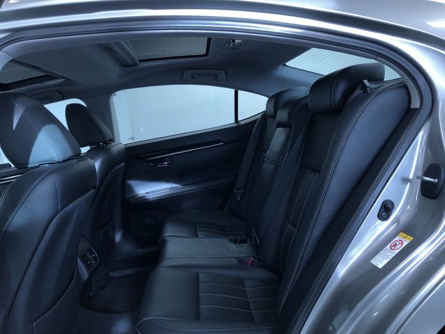 Thumbnail: 2018 Lexus ES - 26