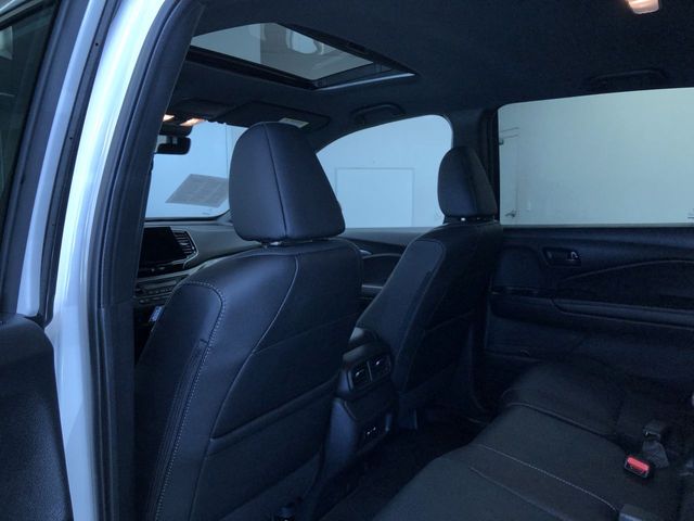 Thumbnail: 2025 Honda Passport - 12