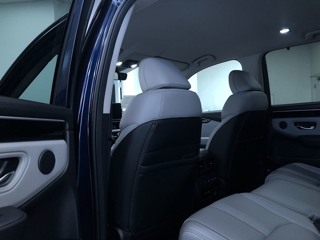 2025 Honda Pilot EX-L 11